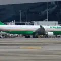 (美国空海运双清专线从中国广州机场空运头盔到美国萨拉索塔 (Sarasota)，美国机场清关、交税、派送门到门空运专线）和货物包装要求及服务内容